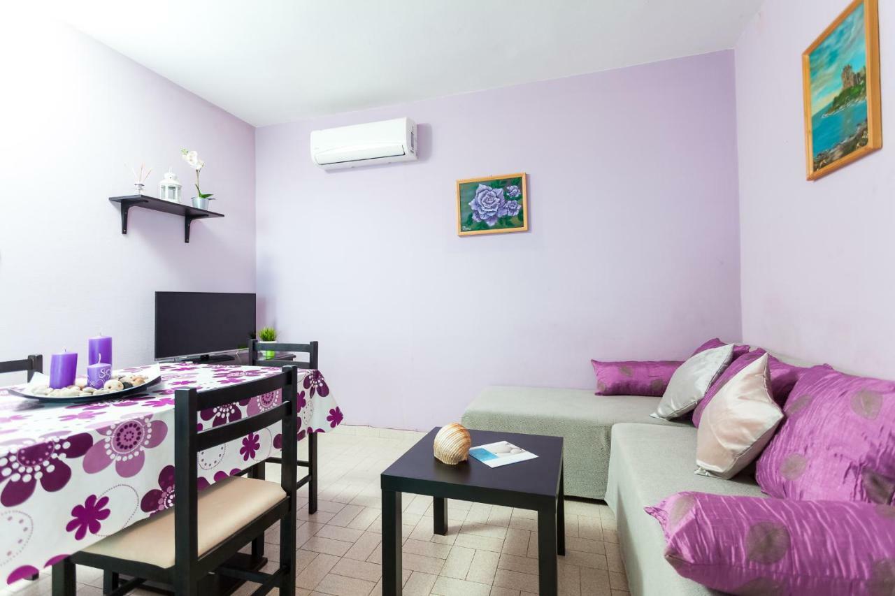 Apartments Dajna Vela Luka Ngoại thất bức ảnh