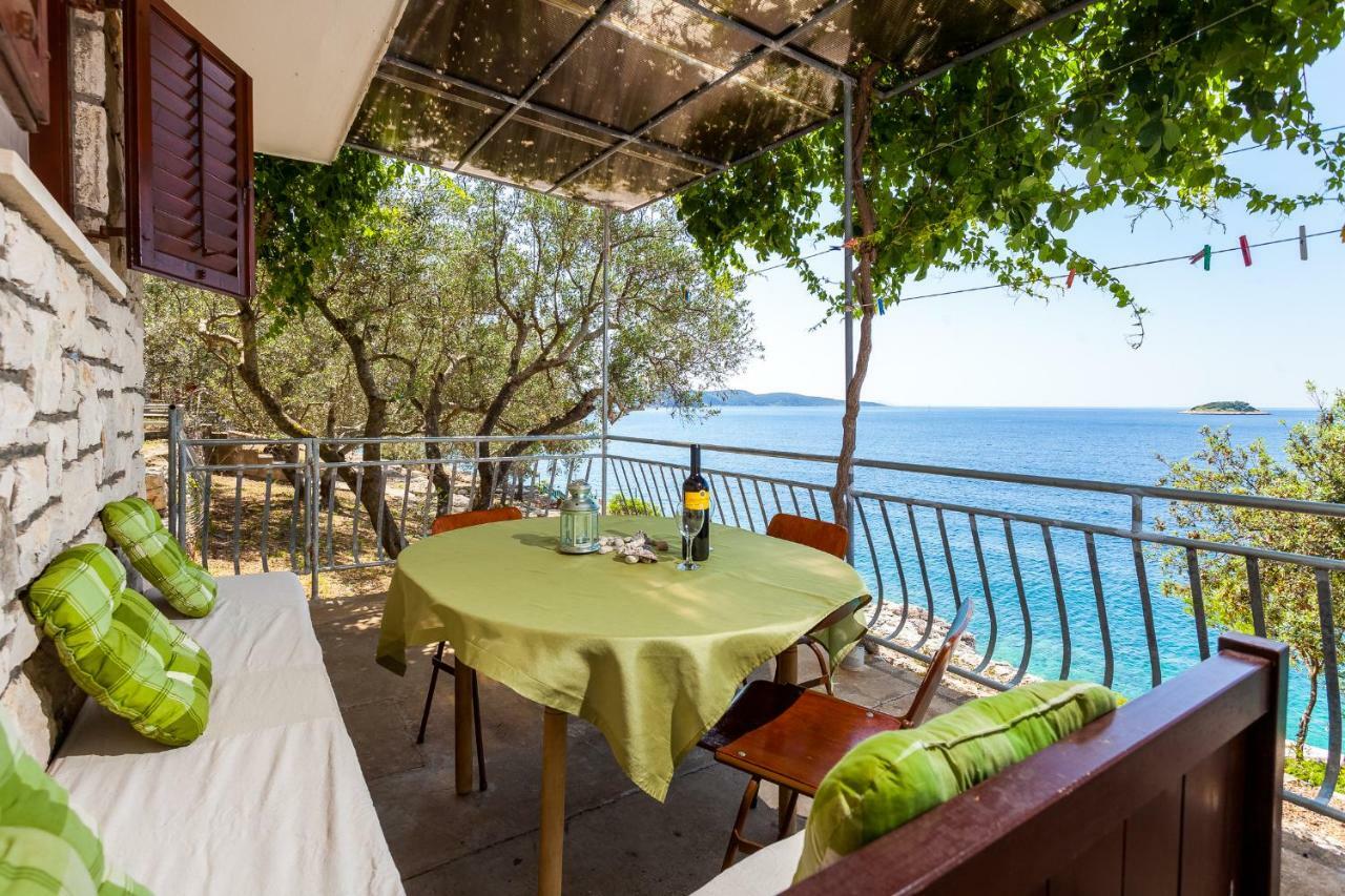 Apartments Dajna Vela Luka Ngoại thất bức ảnh